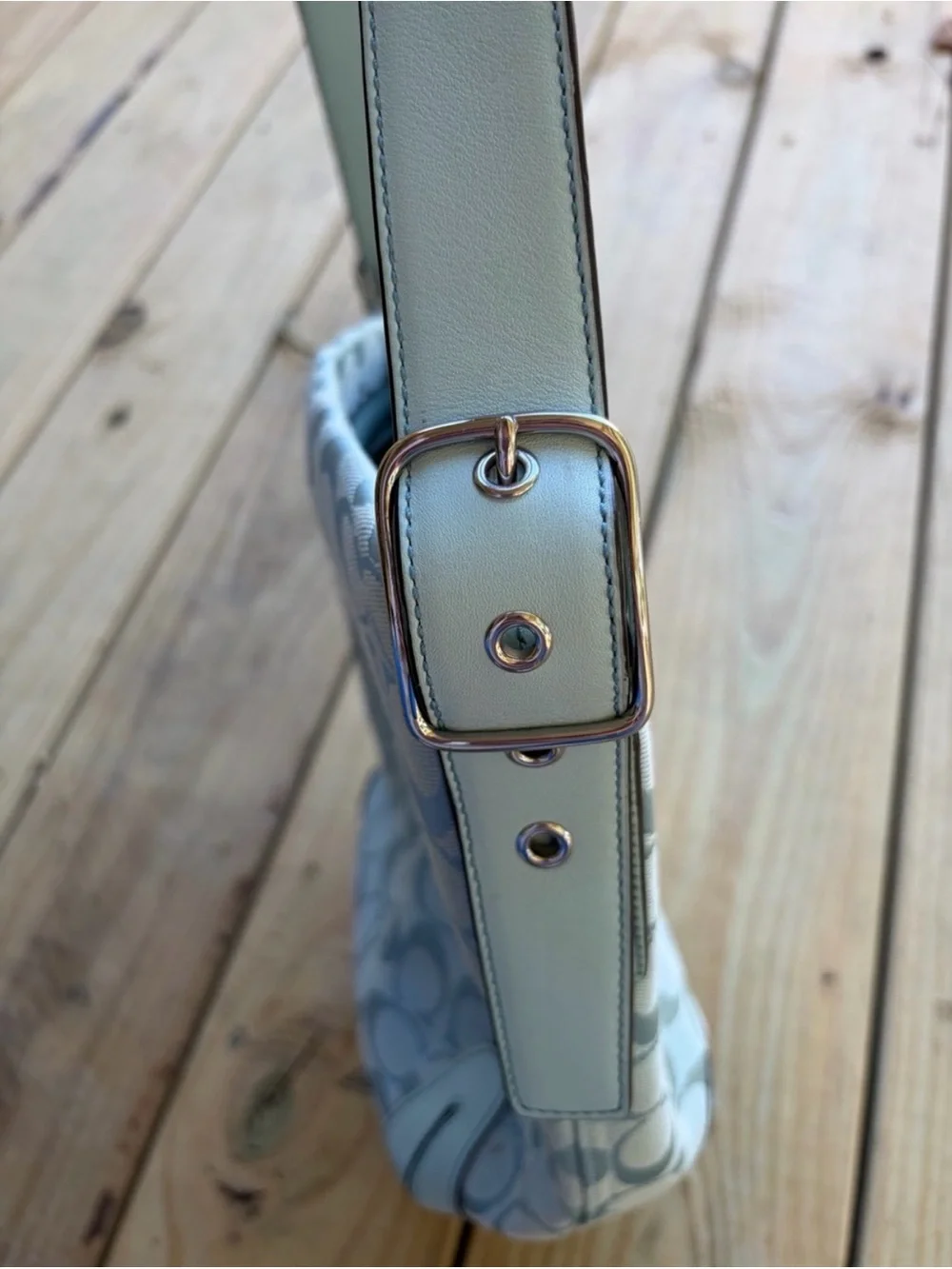 Coach vintage Y2K Light Blue Shoulder Bag